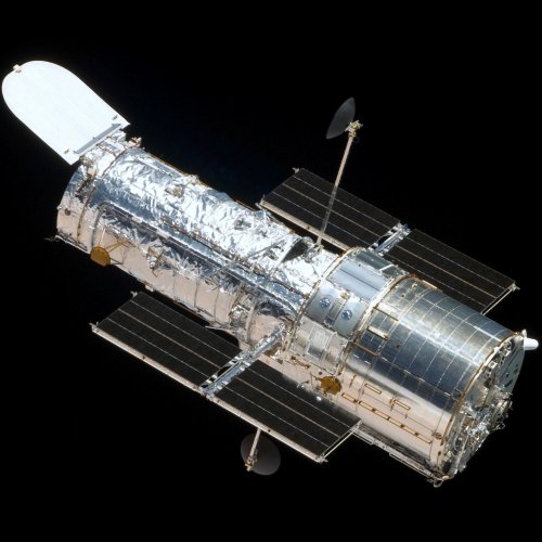Hubble Space Telescope Quiz: questions and answers