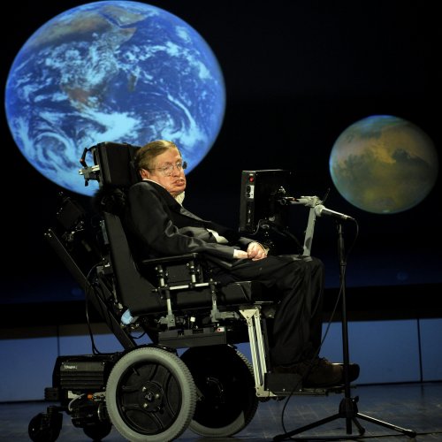 Stephen Hawking Quiz: questions and answers