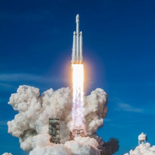 Falcon Heavy Quiz: questions and answers