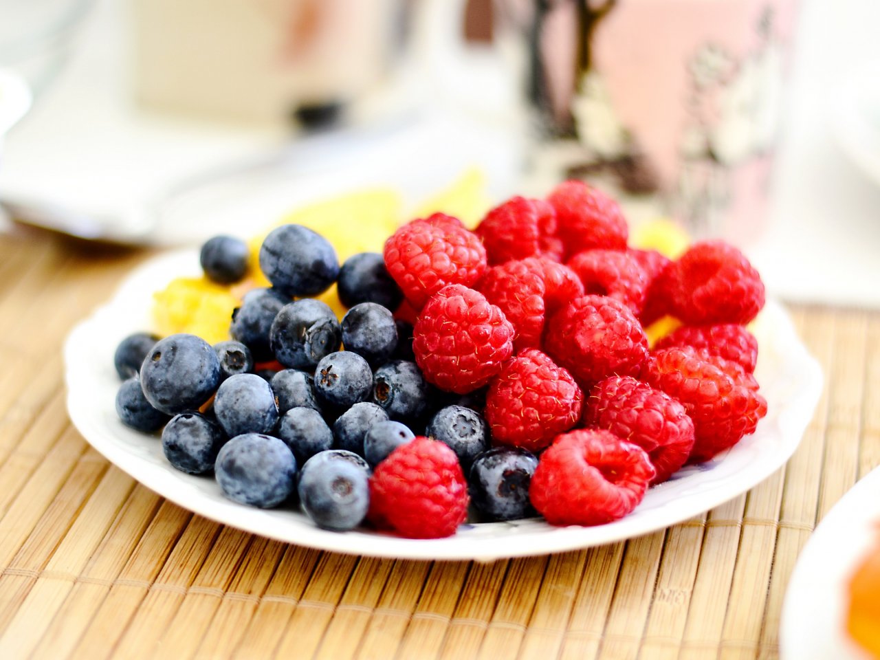 Summer berries jigsaw puzzle