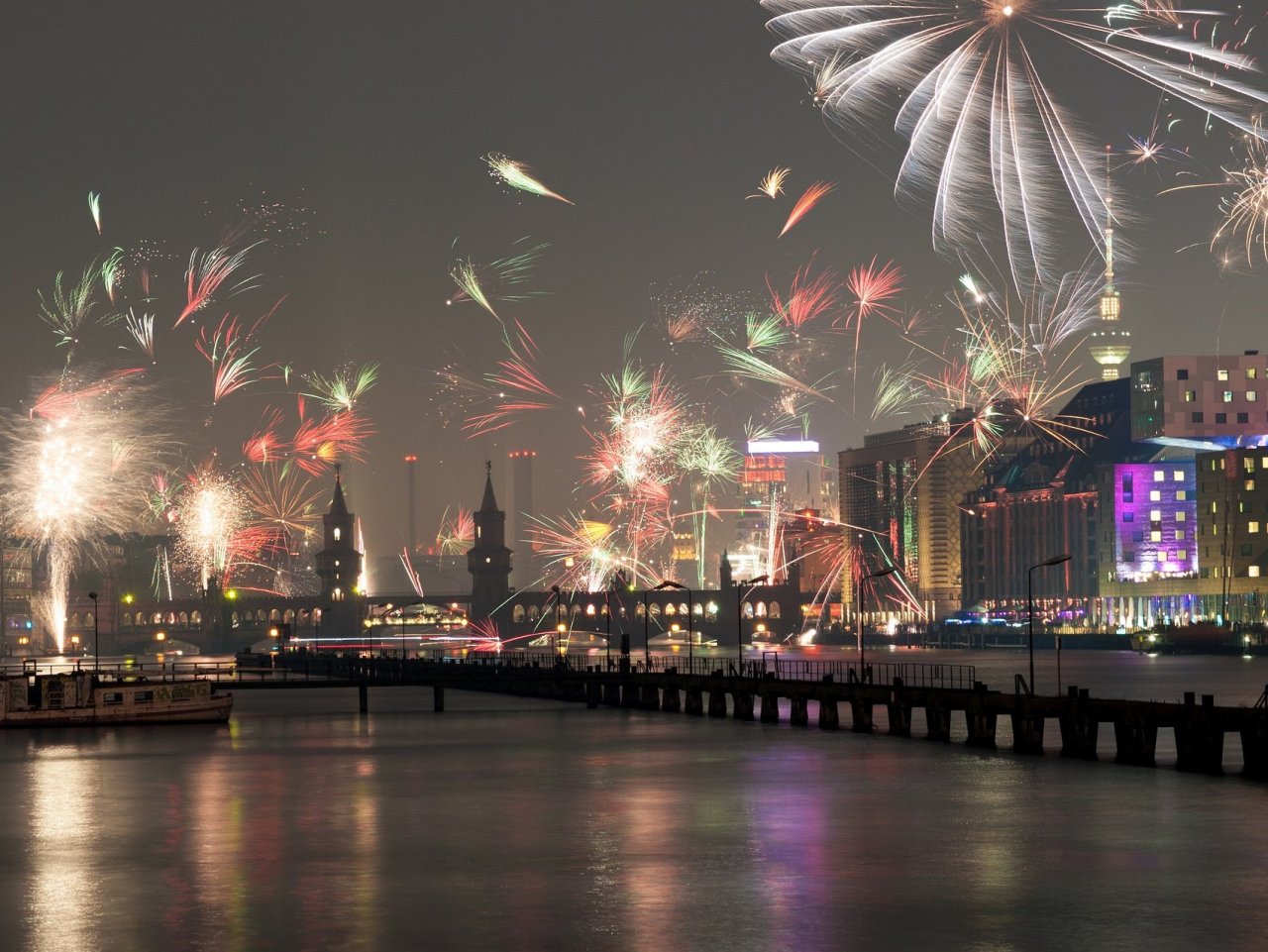 Fireworks over Berlin jigsaw puzzle