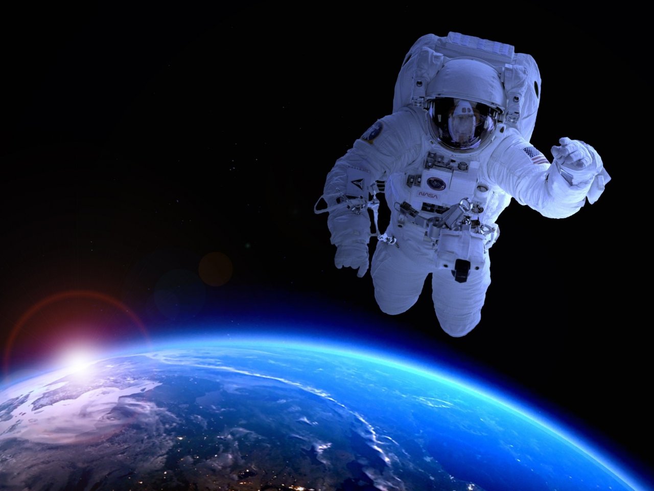Astronaut in the open space jigsaw puzzle