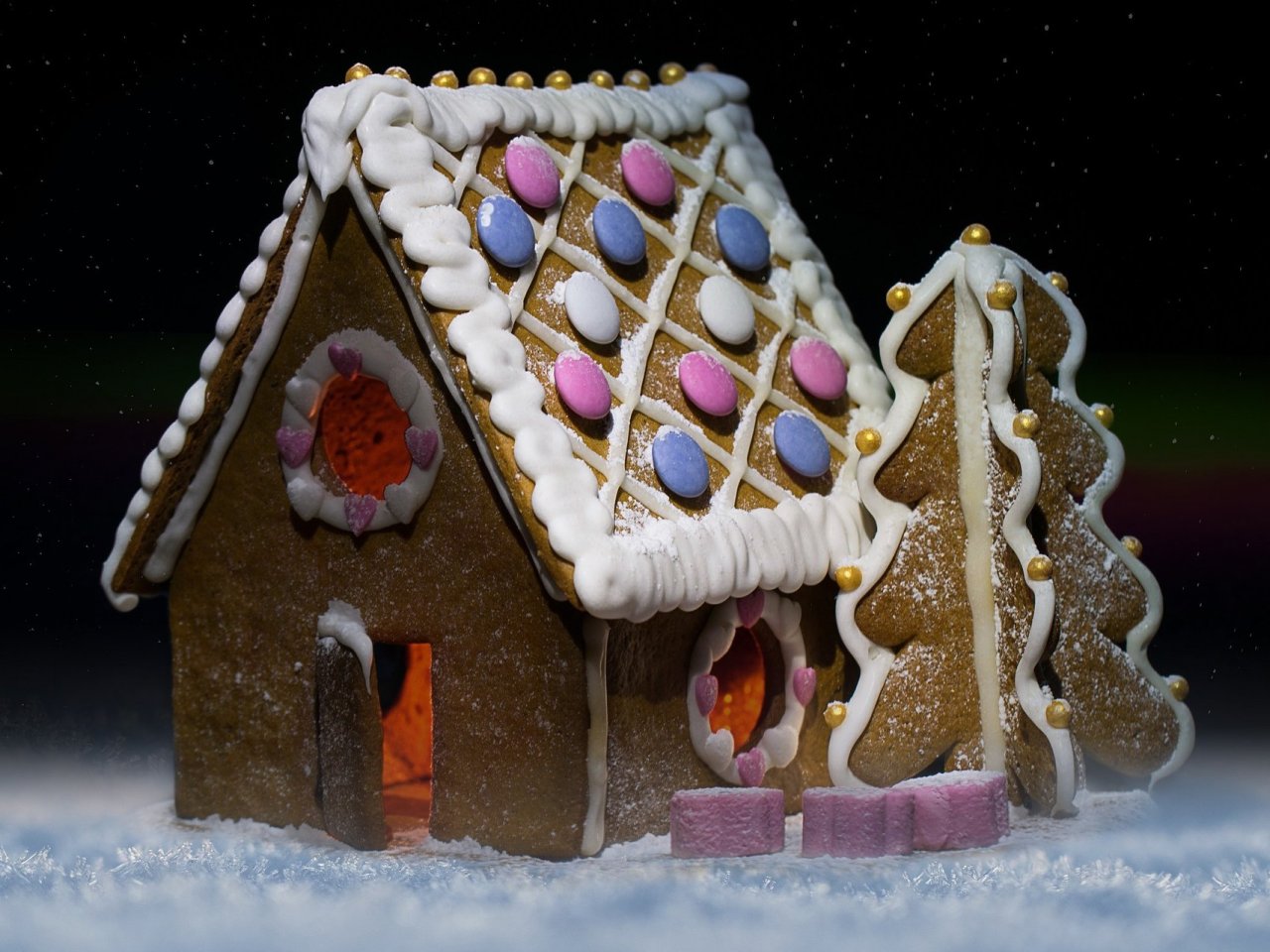 Gingerbread house jigsaw puzzle