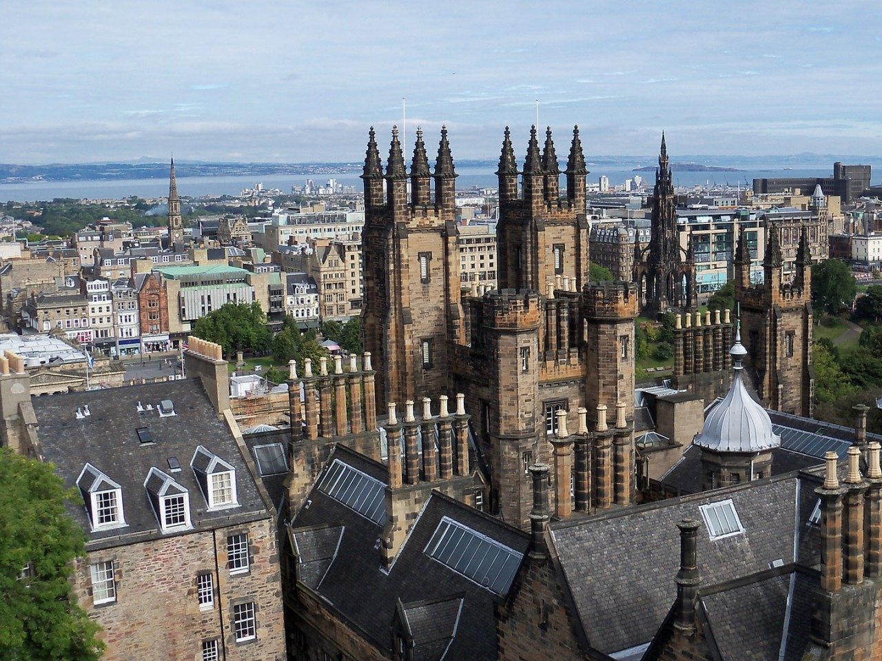 The rooftops of Edinburgh jigsaw puzzle