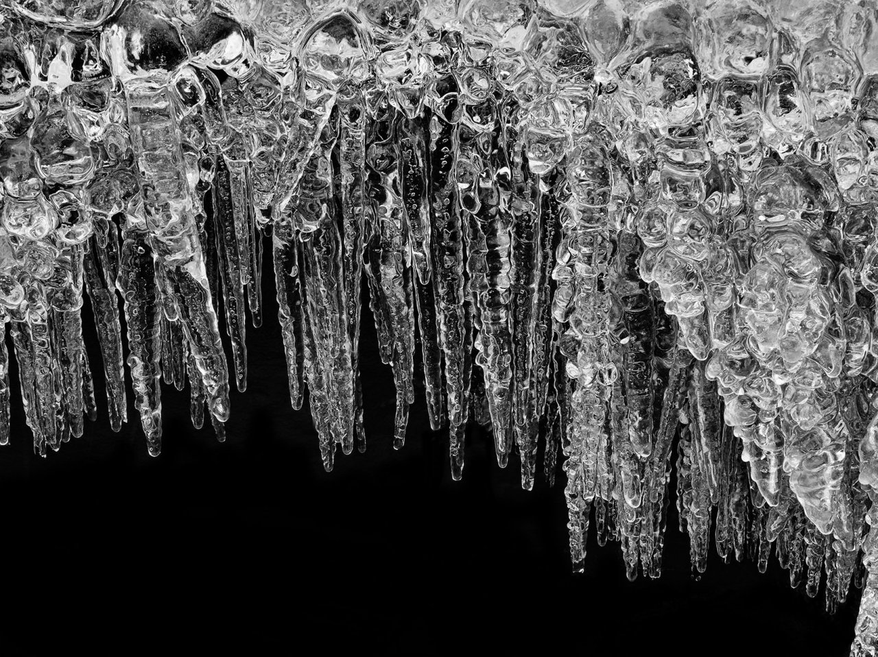 Icicles Jigsaw Puzzle Online Jigsaw Puzzle