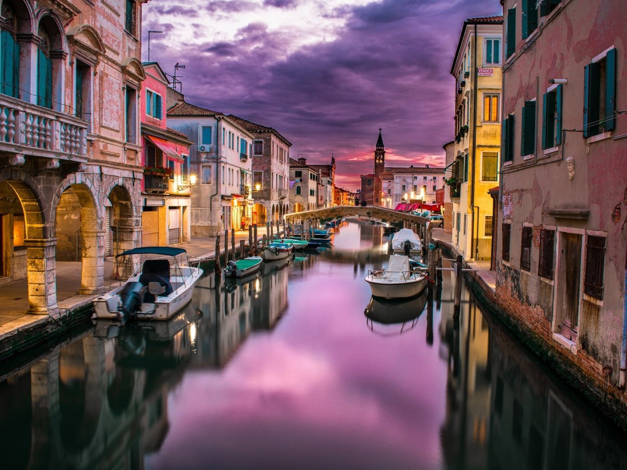 Venetian Canal Online Jigsaw Puzzle