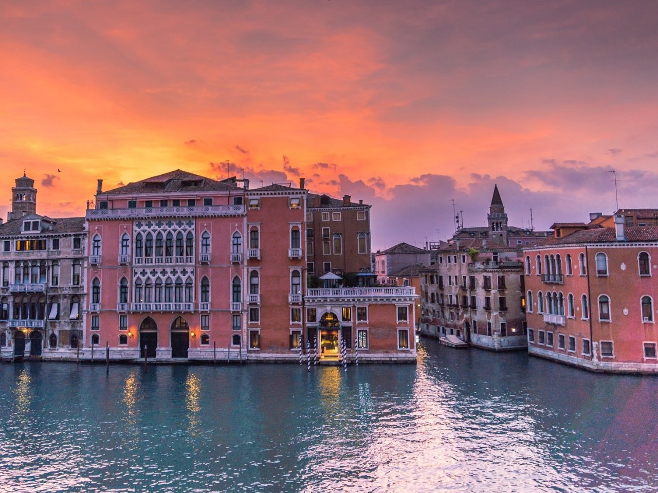 Sunset Over Grand Canal Online Jigsaw Puzzle