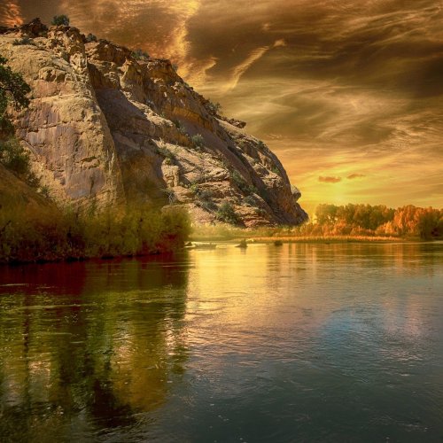 Lake on the Mountain Online Jigsaw Puzzle