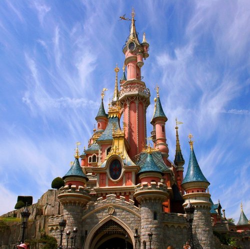 Disneyland Quiz: questions and answers