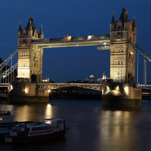 Tower Bridge Quiz: Trivia Questions and Answers
