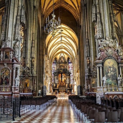 St. Stephen's Cathedral acquired its present form by 1511. The first temple on the site of this cathedral was built back in 1137-1147. What European country and its capital is it a symbol of?